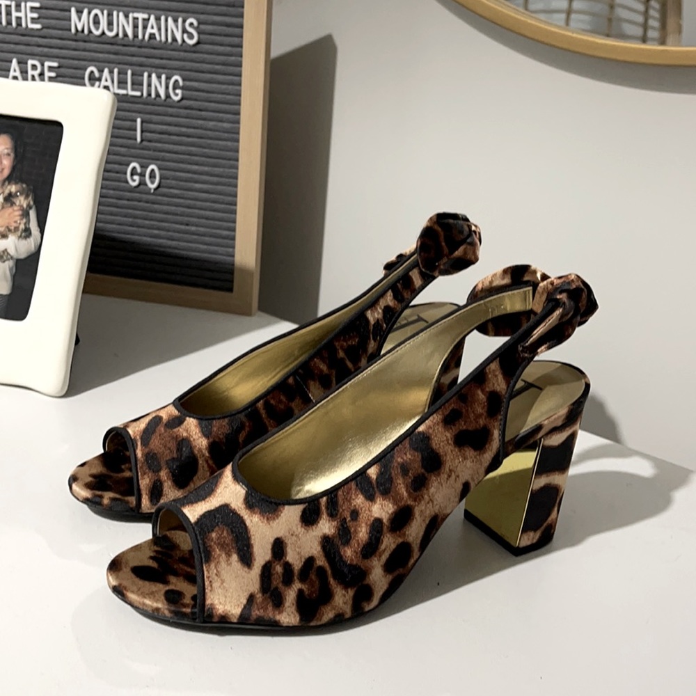 •Leopard Chunky Heels•